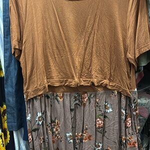 Latched mama baby doll copper Floral shirt